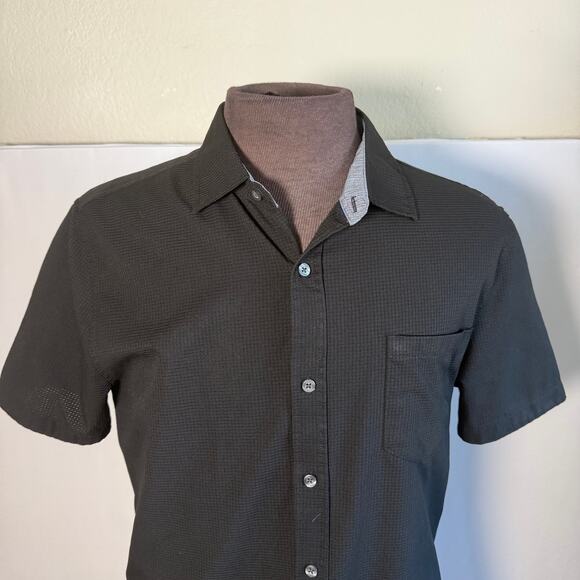Tahari Men's slim fit short sleeve button up black shirt sz Lg Grey roll up cuff - Picture 2 of 6